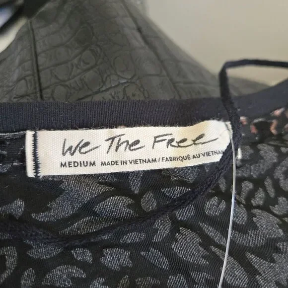 Free People Velvet Teddy Burnout Top Size Medium NWT - Picture 5 of 14